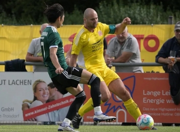 7. Spieltag (Oberliga): SV Alemannia Waldalgesheim - TuS Kirchberg. Fotograf: Oliver Zimmermann.