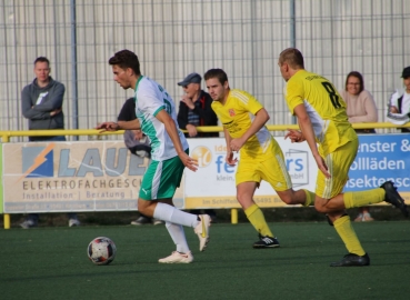 6. Spieltag (Oberliga): TuS Kirchberg - SG 2000 Mülheim-Kärlich. Fotografin: Jana Kunz.