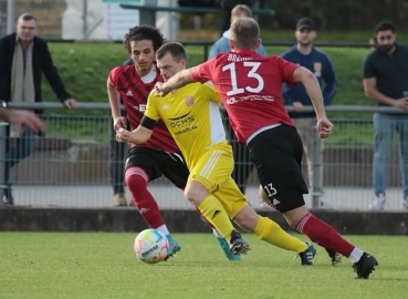 13. Spieltag (Oberliga RLPS): TSG Pfeddersheim - TuS Kirchberg. Fotograf: Claus-Walter Dinger.