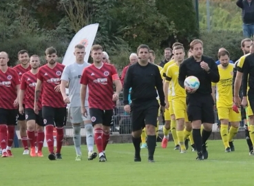 13. Spieltag (Oberliga RLPS): TSG Pfeddersheim - TuS Kirchberg. Fotograf: Claus-Walter Dinger.