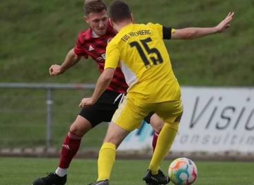 13. Spieltag (Oberliga RLPS): TSG Pfeddersheim - TuS Kirchberg. Fotograf: Claus-Walter Dinger.