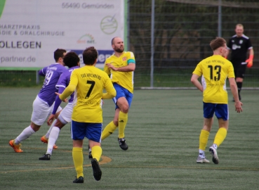 7. Spieltag (Abstiegsrunde Oberliga): TuS Kirchberg - FSV Jägersburg. Fotografin: Jana Kunz.