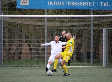 4. Spieltag (Abstiegsrunde Oberliga): TuS Kirchberg - FV Dudenhofen. Fotografin: Jana Kunz.