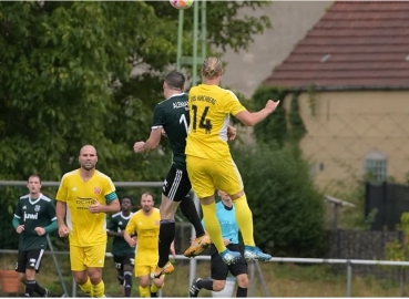 7. Spieltag (Oberliga): SV Alemannia Waldalgesheim - TuS Kirchberg. Fotograf: Oliver Zimmermann.