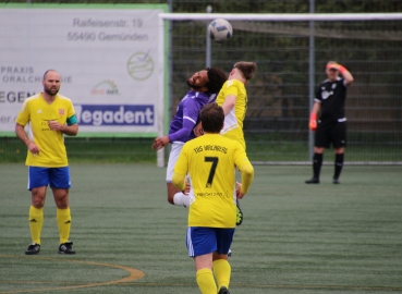 7. Spieltag (Abstiegsrunde Oberliga): TuS Kirchberg - FSV Jägersburg. Fotografin: Jana Kunz.