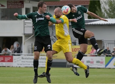 7. Spieltag (Oberliga): SV Alemannia Waldalgesheim - TuS Kirchberg. Fotograf: Oliver Zimmermann.