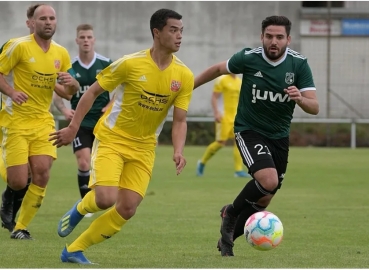 7. Spieltag (Oberliga): SV Alemannia Waldalgesheim - TuS Kirchberg. Fotograf: Oliver Zimmermann.